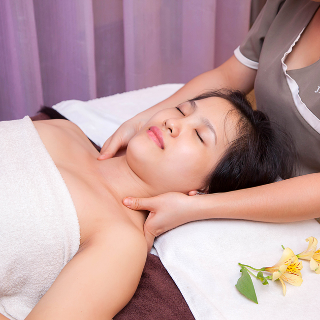 Lợi ích của ghế massage đối với sức khỏe của những người bận rộn.