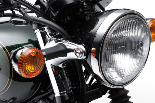 Kawasaki W800 2015: Cho người mê phong cách cổ điển