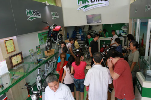 HKbike iTrend thu hút lượng khách khủng trong ngày đầu bán hàng - 7