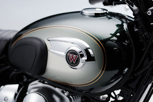 Kawasaki W800 2015: Cho người mê phong cách cổ điển - 4