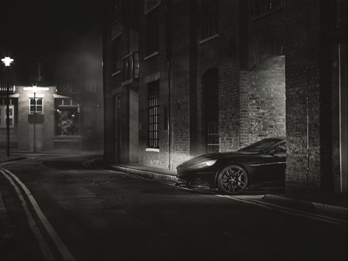 Aston Martin Vanquish Carbon Black đẹp mê mẩn - 6