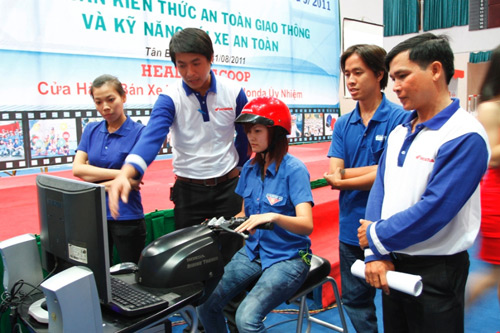 Honda Việt Nam tuyên dương các cửa hàng xuất sắc tháng 7 - 5