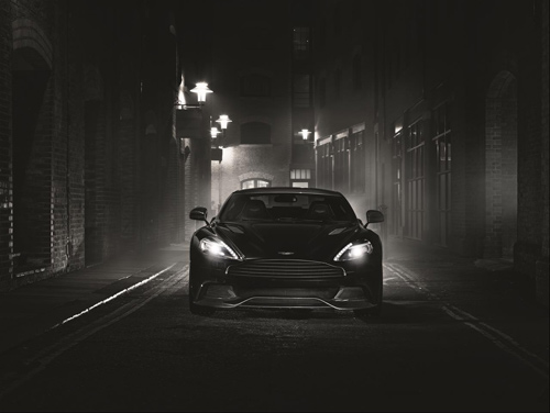 Aston Martin Vanquish Carbon Black đẹp mê mẩn - 8