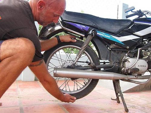 Học Tây balô cách mua xe máy cũ ngon bổ rẻ ở Việt Nam - 4