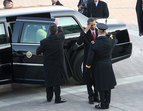10 tiết lộ về siêu xe của Tổng thống Obama - 10