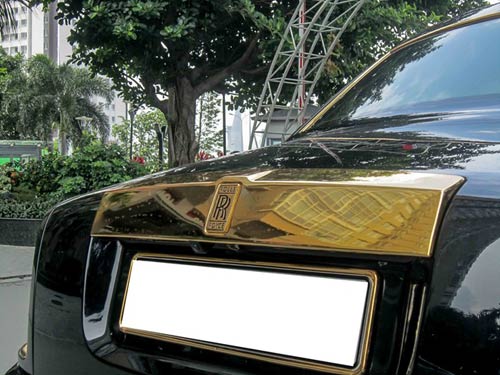 Cận cảnh Rolls-Royce mạ vàng biển Quảng Ninh tại Sài Gòn - 5