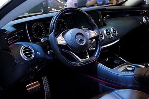 Mercedes-Benz ra mắt xe đắt nhất Vietnam Motor Show