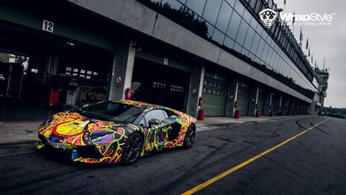 Lamborghini Aventador phủ màu độc, gây ảo giác - 4