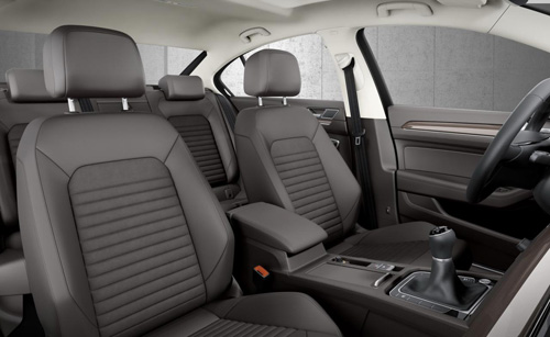 Volkswagen Passat 2015 đầu tiên đến tay khách hàng - 9