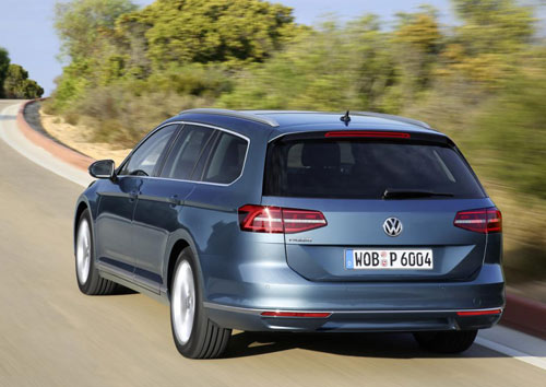 Volkswagen Passat 2015 đầu tiên đến tay khách hàng - 6