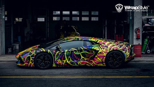 Lamborghini Aventador phủ màu độc, gây ảo giác - 7