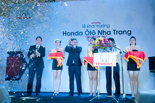 Honda Việt Nam khai trương Đại lý Ôtô đạt tiêu chuẩn 5S - 6