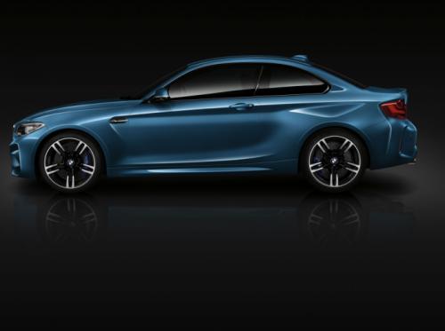 BMW M2 Coupe cuốn hút với màu xanh huyền bí - 3