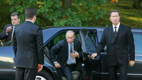 Tiết lộ kế hoạch đóng siêu xe mới bảo vệ Tổng thống Nga - 3