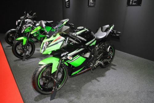 Kawasaki khoe loạt mô tô “khủng” tại Tokyo Motor Show 2015 - 3