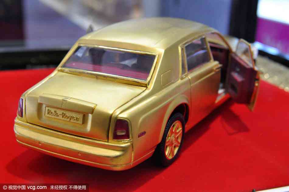 Soi mô hình Rolls-Royce – Phantom siêu tí hon - 3